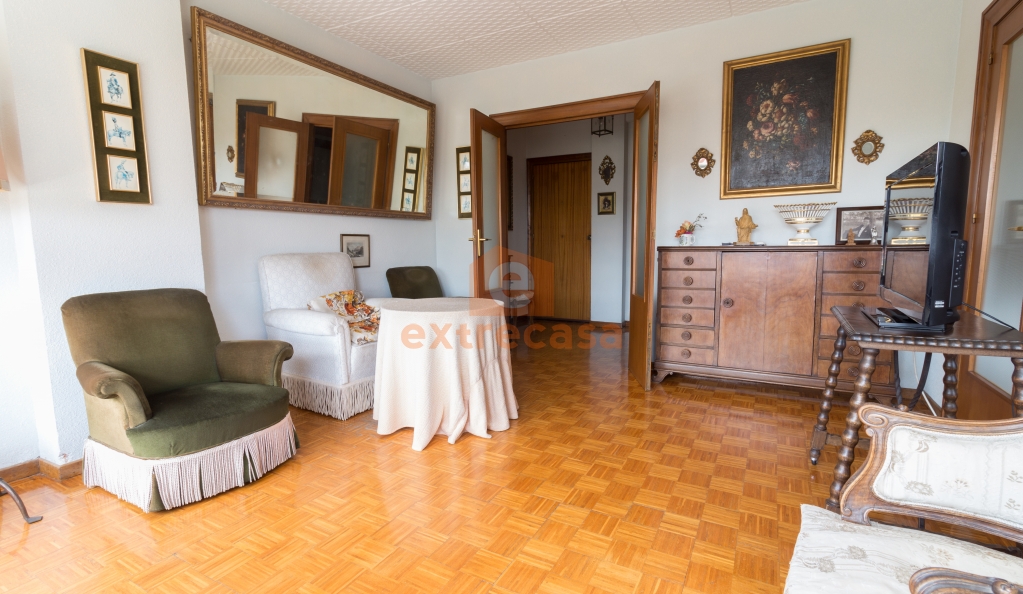 Piso de 5 habitaciones