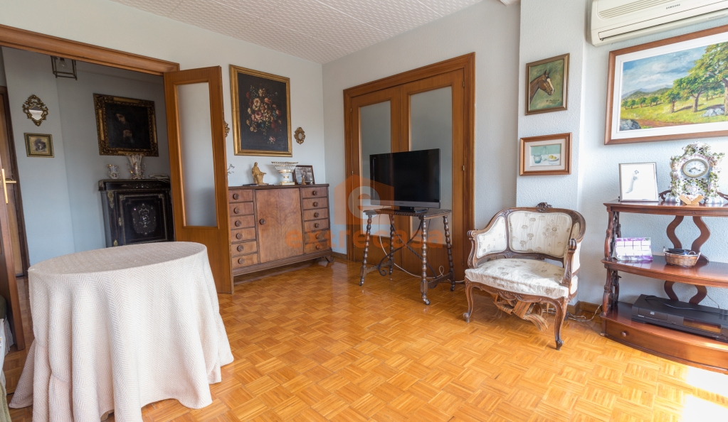 Piso de 5 habitaciones
