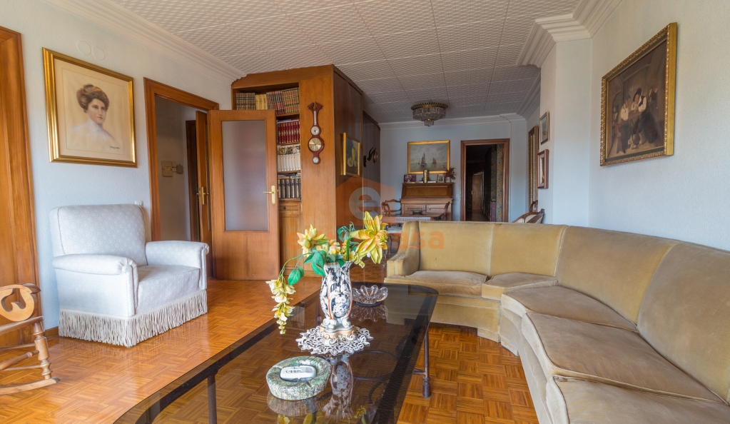 Piso de 5 habitaciones