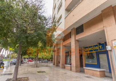 Local comercial en alquiler en Valdepasillas