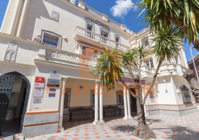 Oficina en alquiler en Pardaleras