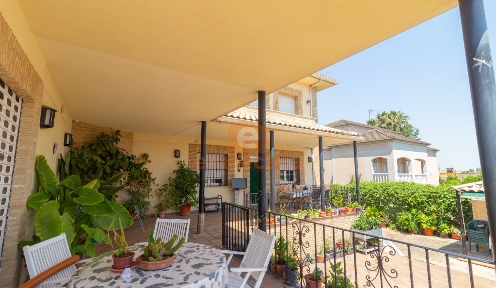 Exclusivo chalet en venta en Las Vaguadas