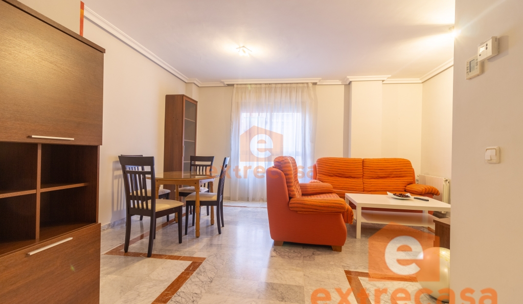 Piso en alquiler en Pardaleras