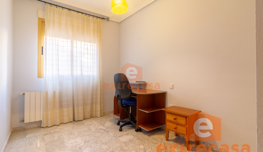 Piso en alquiler en Pardaleras