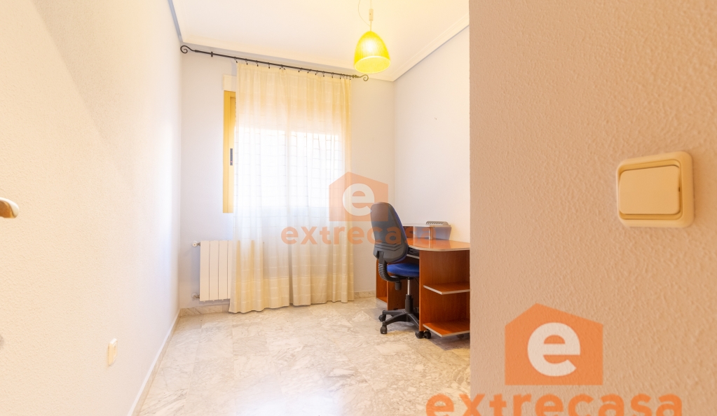 Piso en alquiler en Pardaleras