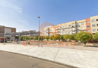 Apartamento en alquiler con garaje en Ronda Sur