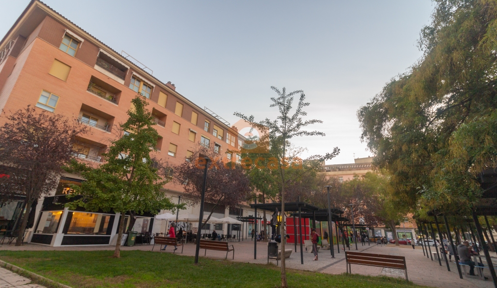 Apartamento en alquiler en Pardaleras con garaje incluido