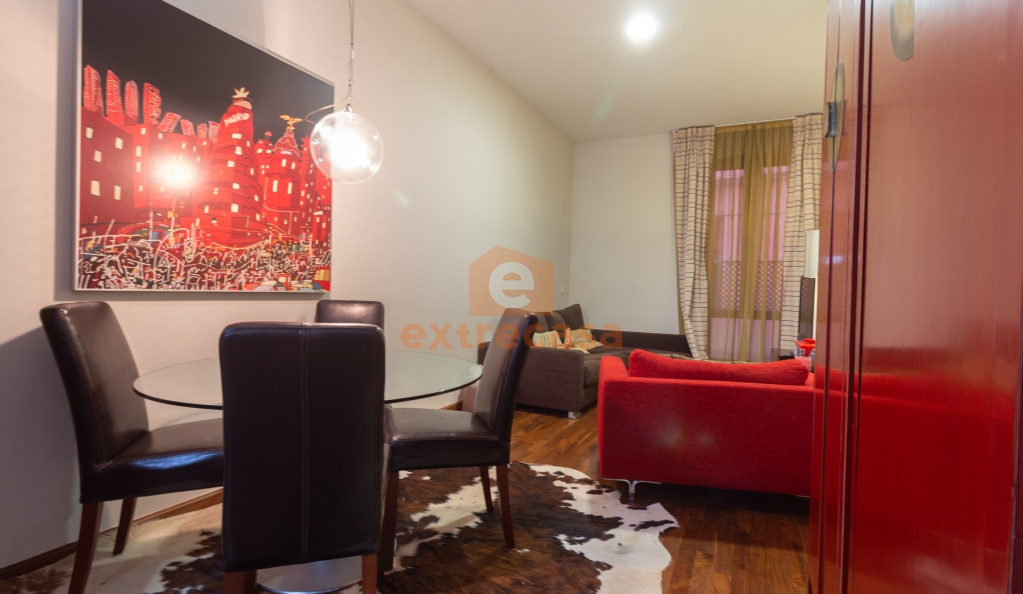 Apartamento en alquiler en Casco Antiguo con plaza de garaje