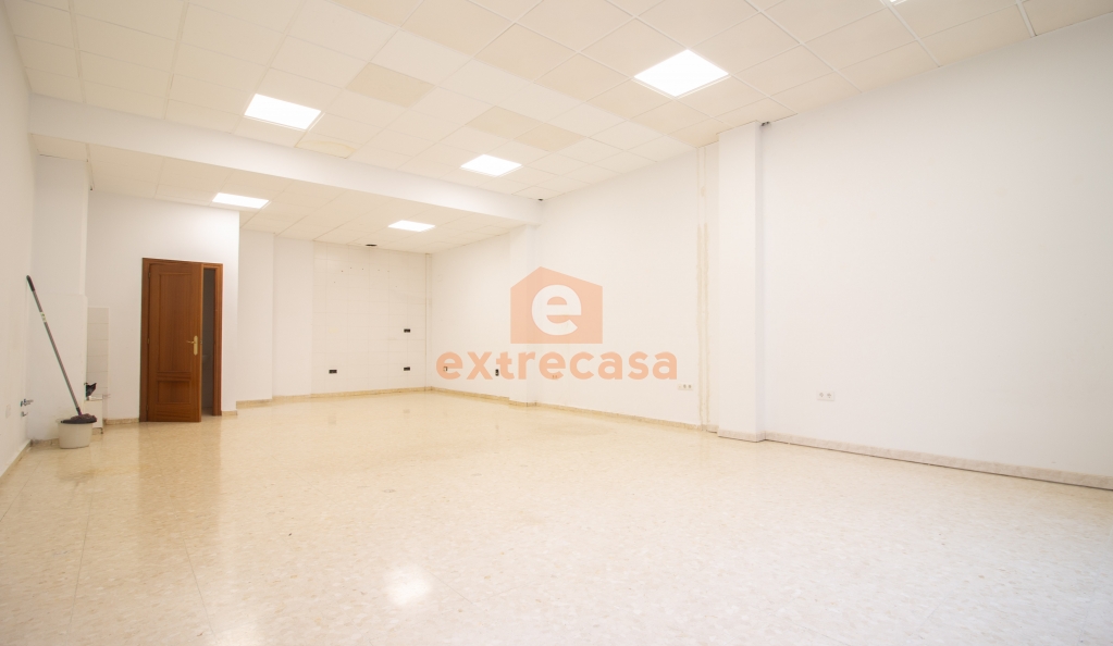 Local comercial en alquiler