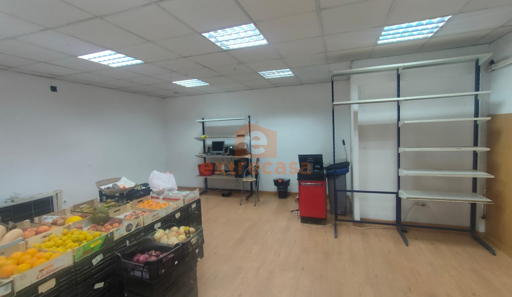 Local comercial en venta en Valdepasillas