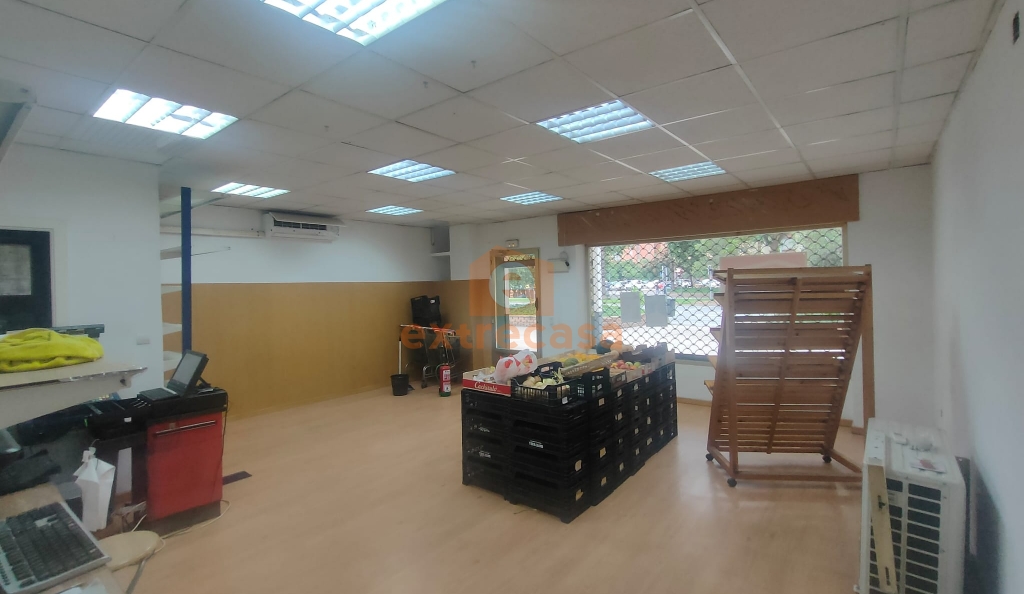 Local comercial en venta en Valdepasillas