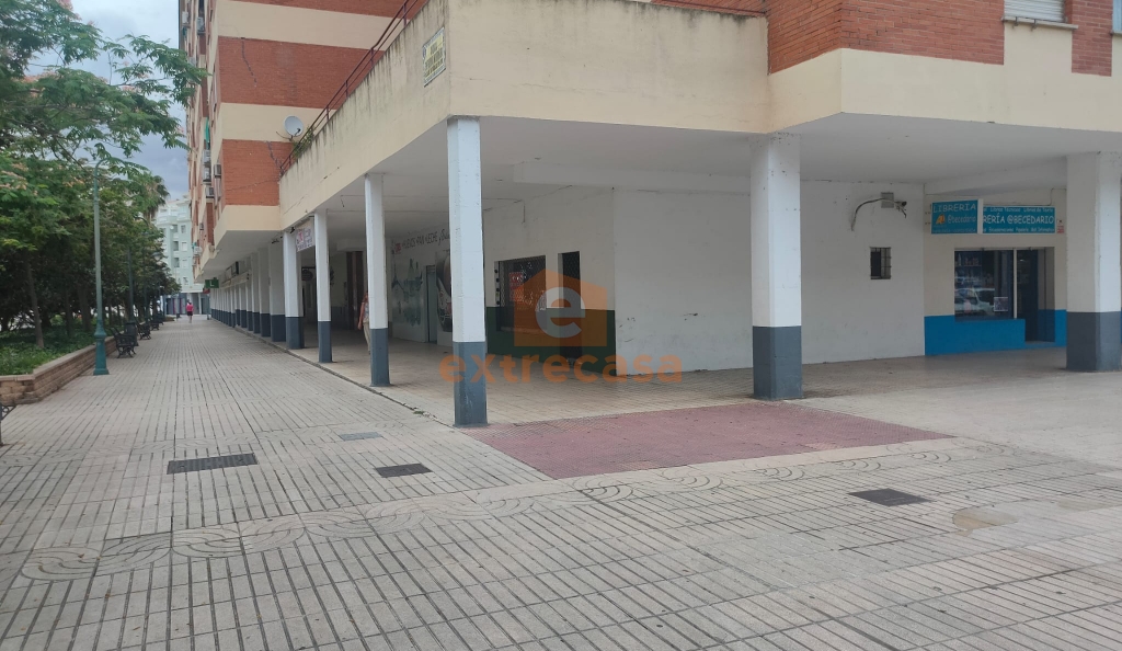 Local comercial en venta en Valdepasillas