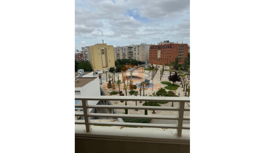 Piso en alquiler en pleno centro, junto a El Corte Inglés