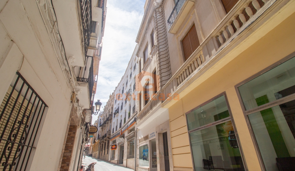Piso en alquiler zona Casco Antiguo
