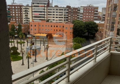 Piso en alquiler en pleno centro, junto a El Corte Inglés