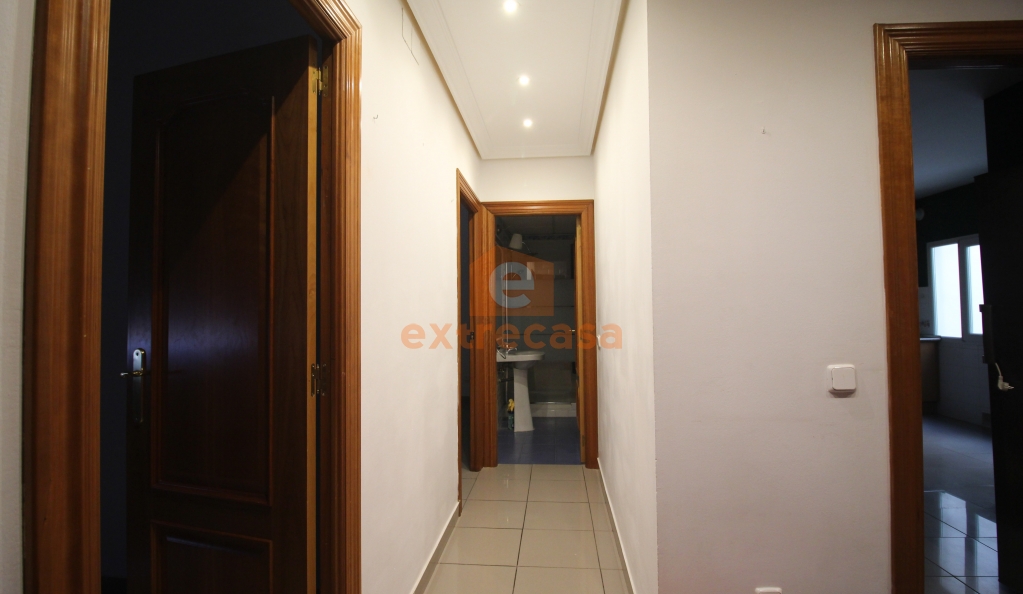 Piso sin amueblar en pleno Centro