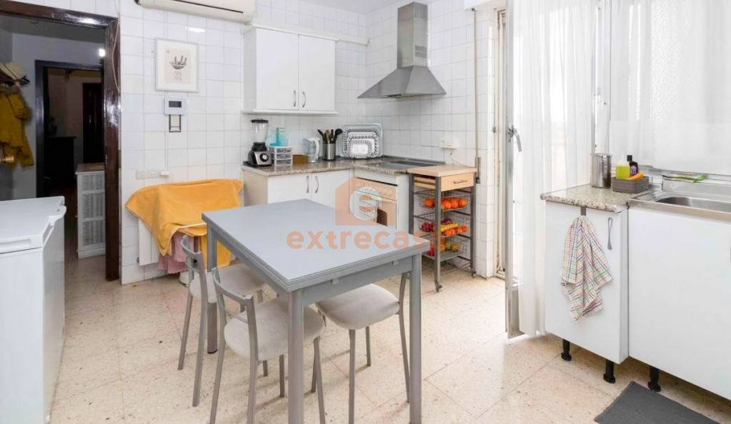 Venta de un amplio piso en pleno Centro de Badajoz
