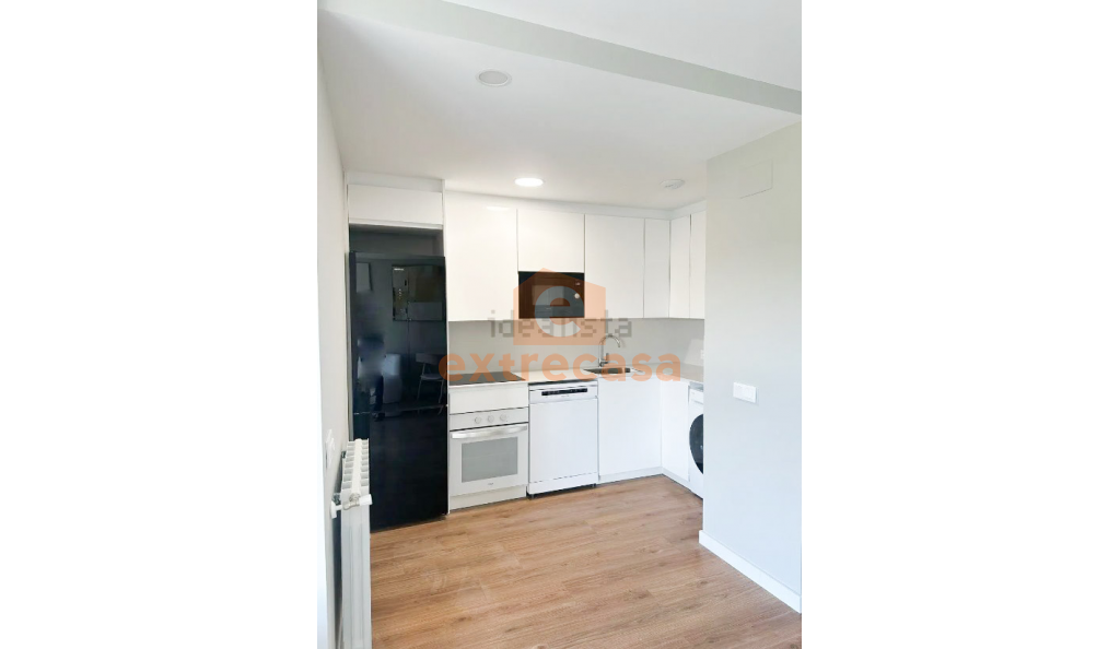 Apartamento en alquiler amueblado a estrenar en frente de la Universidad