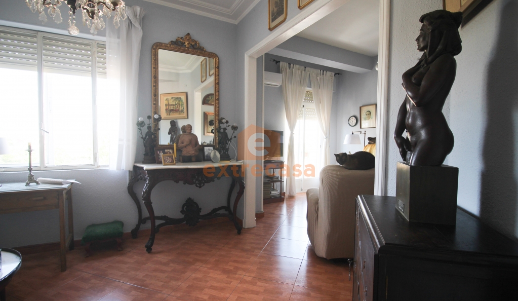 Venta de piso enorme en Badajoz Capital