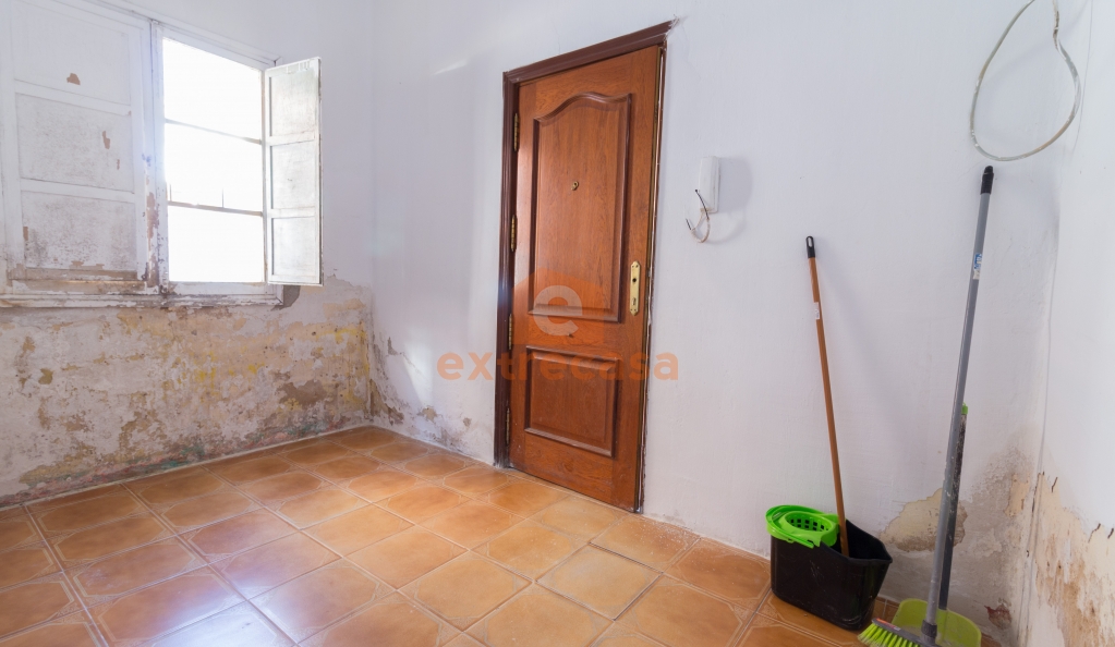 Venta de piso A REFORMAR en Pardaleras Badajoz
