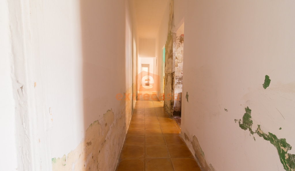 Venta de piso A REFORMAR en Pardaleras Badajoz