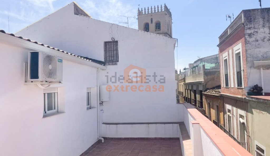 Ático en alquiler amueblado en el Centro Histórico de Badajoz