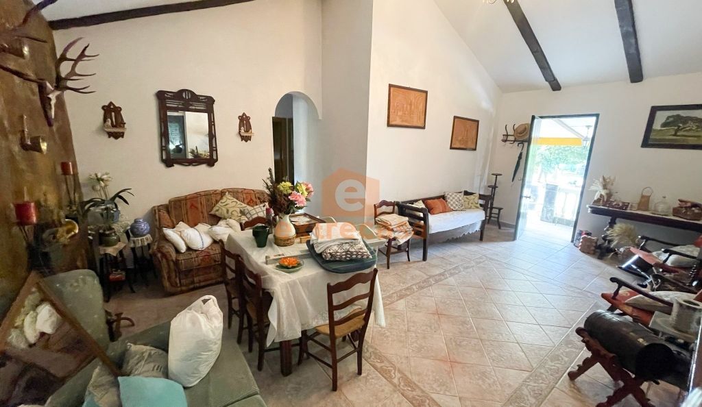 Alquiler de chalet amueblado en Campomanes Badajoz