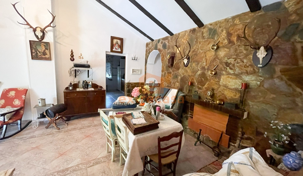 Alquiler de chalet amueblado en Campomanes Badajoz