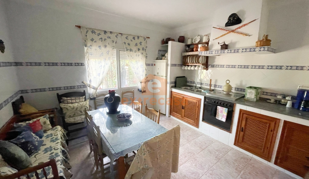 Alquiler de chalet amueblado en Campomanes Badajoz