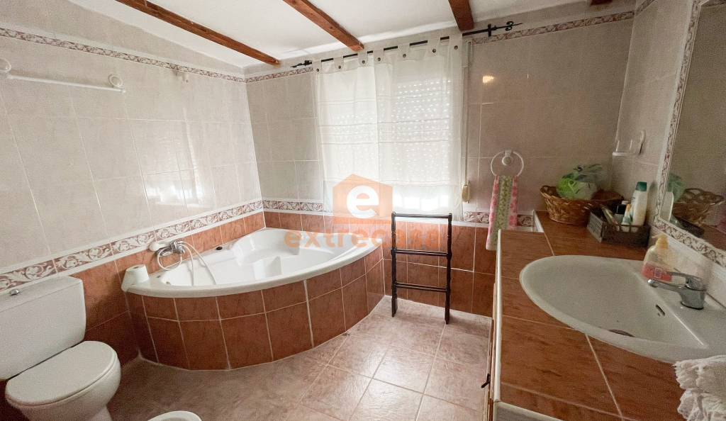Alquiler de chalet amueblado en Campomanes Badajoz