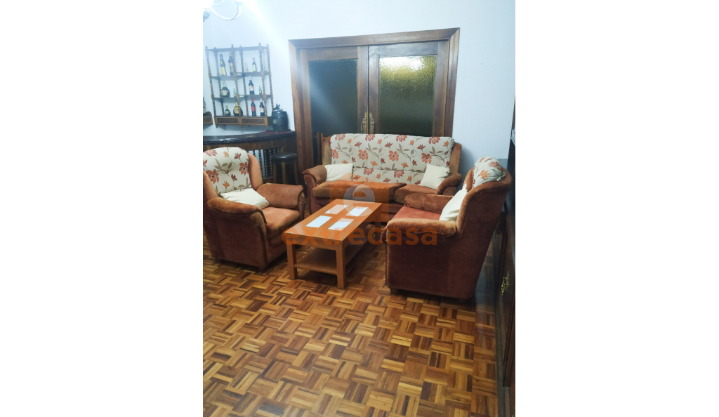 Para estudiantes alquiler de piso en pleno Centro de Badajoz