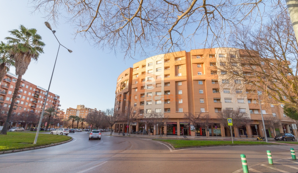 Alquiler de un apartamento amueblado con garaje en Valdepasillas Badajoz