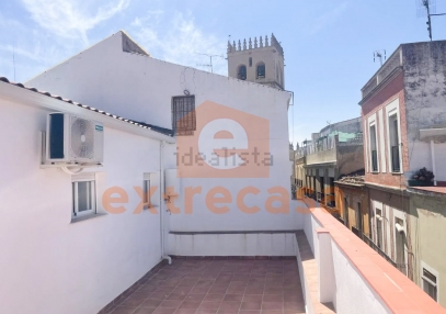 Ático en alquiler amueblado en el Centro Histórico de Badajoz