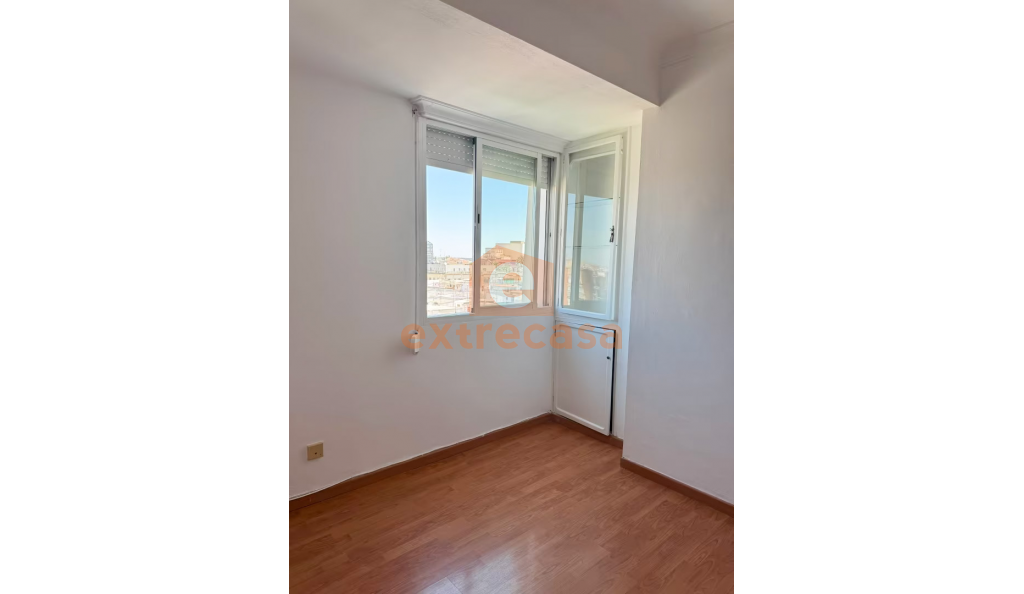 Alquiler sin amueblar de Apartamento en el Centro-Corte Inglés en Badajoz