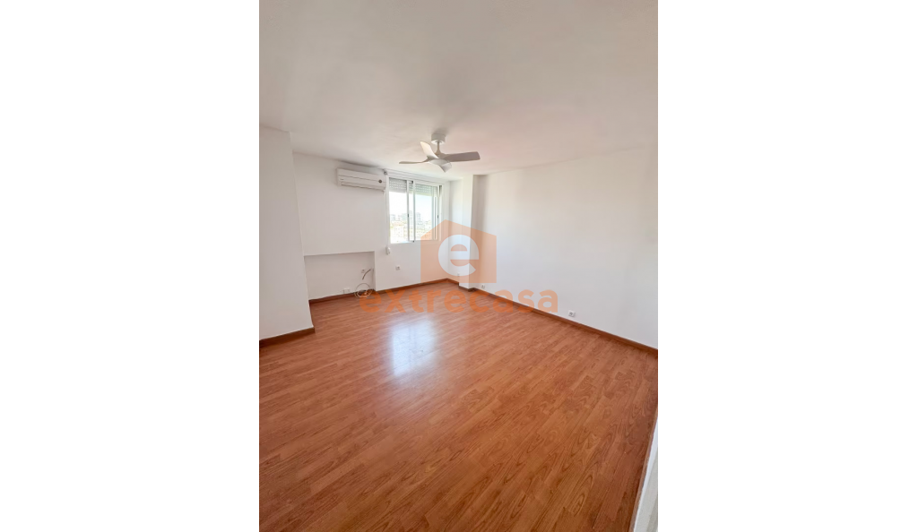 Alquiler sin amueblar de Apartamento en el Centro-Corte Inglés en Badajoz