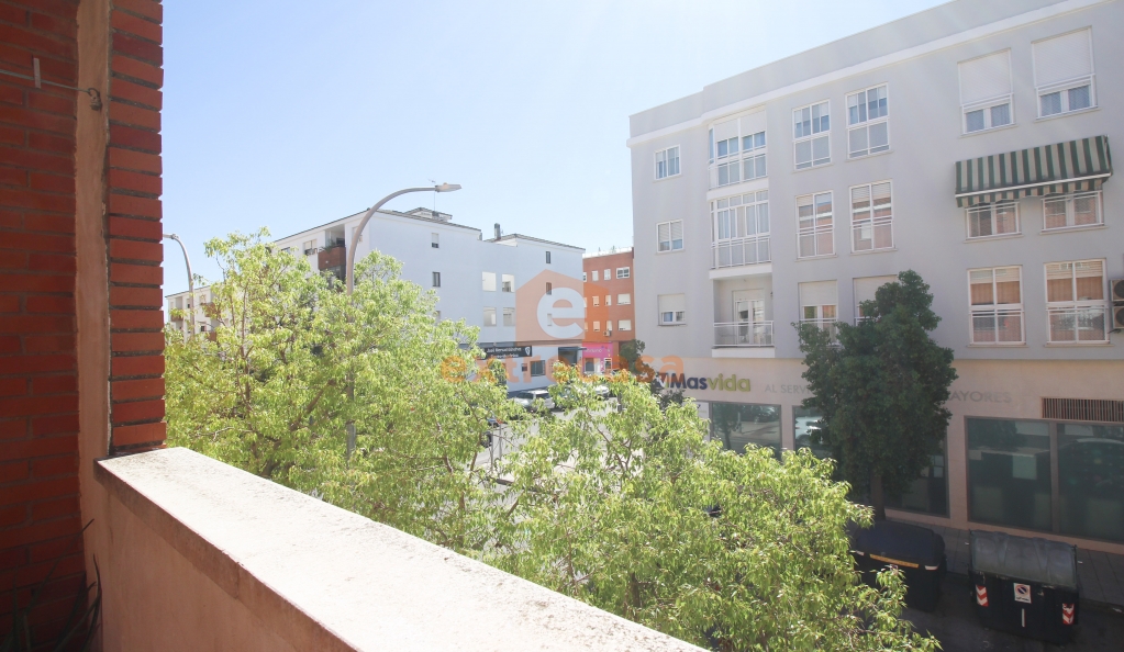 Venta de un piso 4 habitaciones en María Auxiliadora