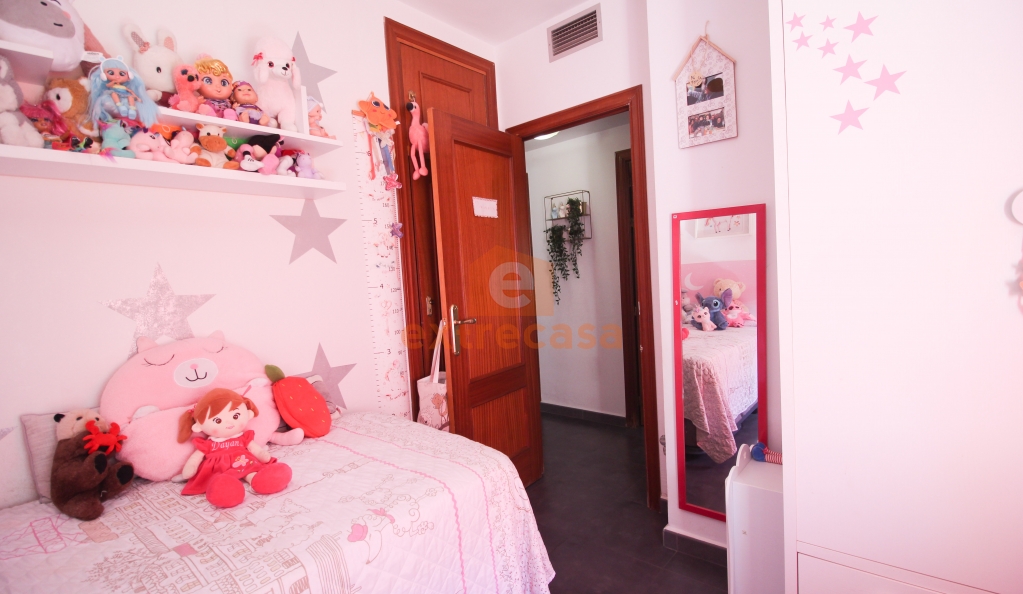 Venta de un piso 4 habitaciones en María Auxiliadora