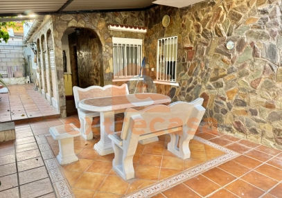 Chalet en venta en la Urbanización Çlub Campo Pino en Badajoz