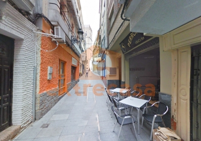 Alquiler de local comercial el Centro Histórico de Badajoz Capital