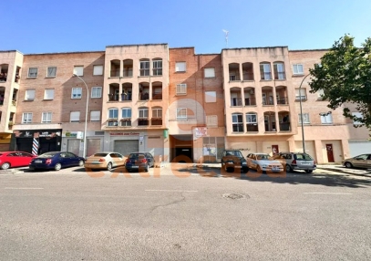 Alquiler de plaza de garaje en Ciudad Jardín Badajoz