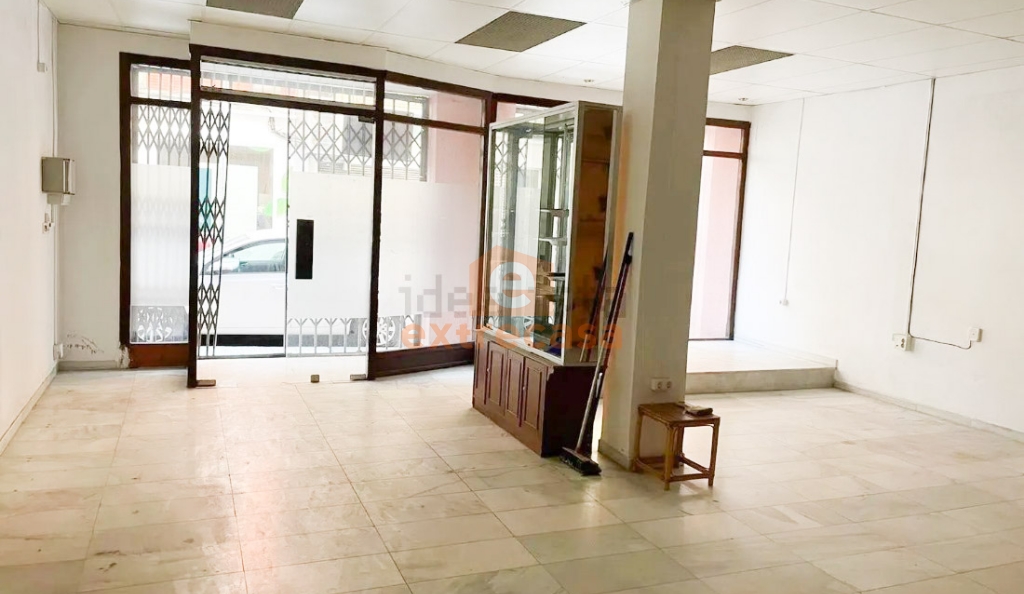 Alquiler de Local Comercial en pleno centro de Badajoz