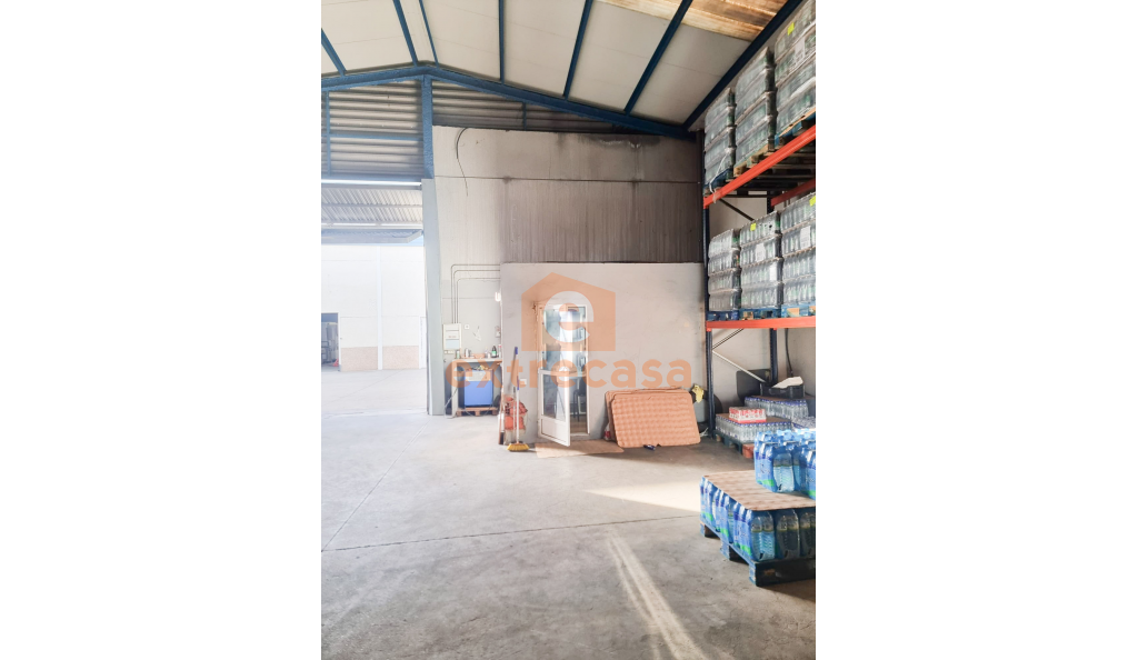 Venta de Nave Industrial en Badajoz Capital