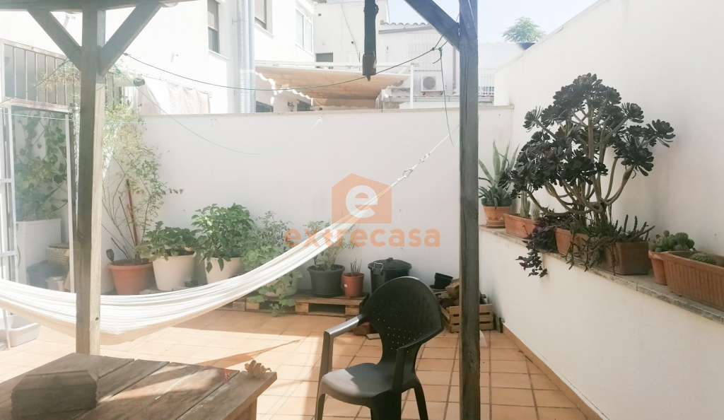 Piso en venta en Casco Antiguo con gran patio de 37 m²