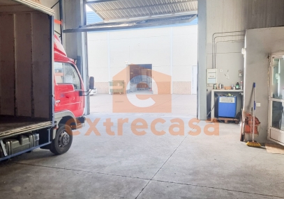 Venta de Nave Industrial en Badajoz Capital