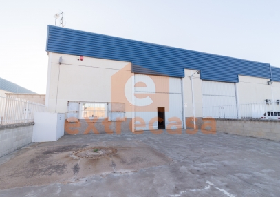 Venta de Nave Industrial en Badajoz Capital