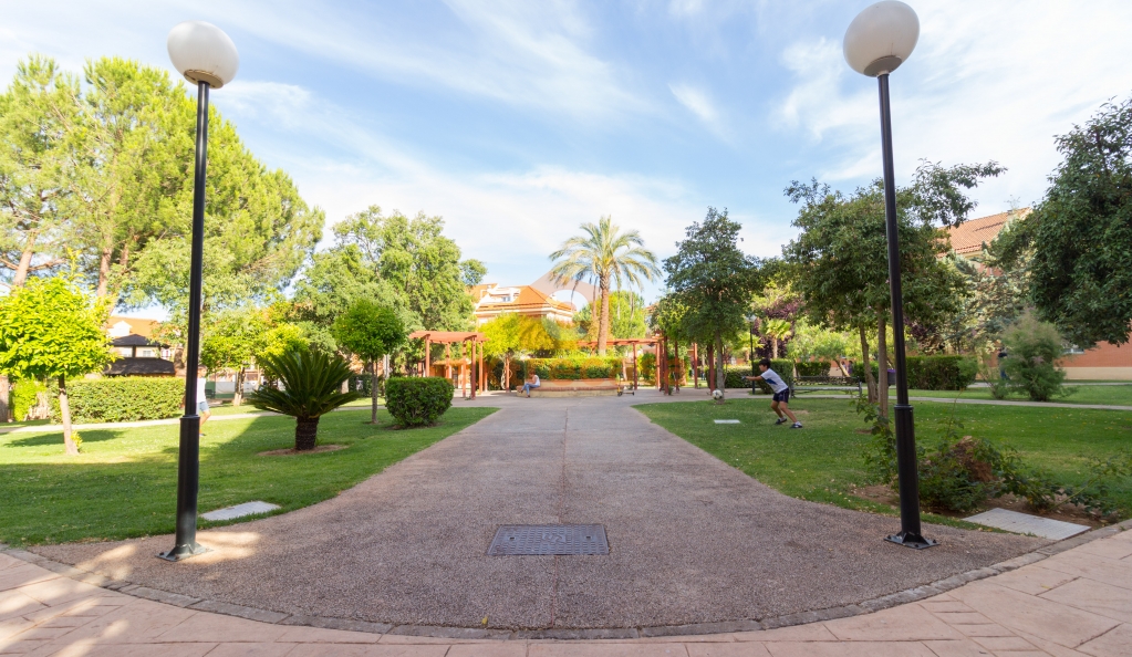 Ático-Dúplex en alquiler en Las Vaguadas