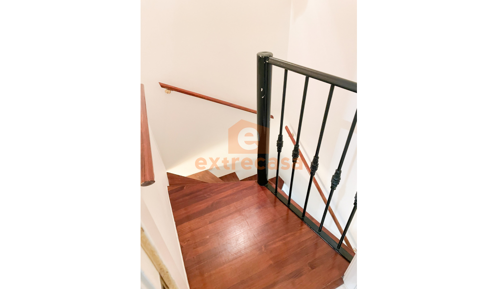 Ático-Dúplex en alquiler en Las Vaguadas