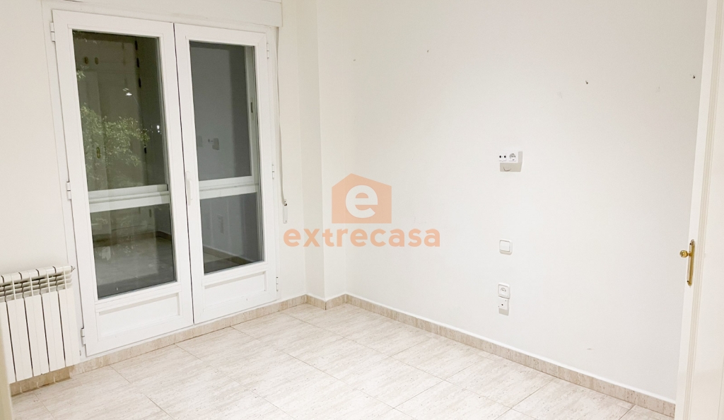 Ático-Dúplex en alquiler en Las Vaguadas