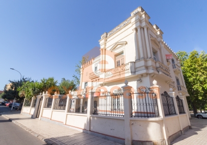 Oficina en alquiler en Pardaleras Badajoz