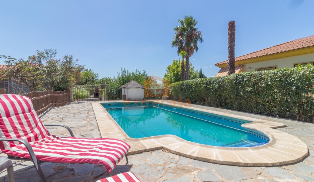 Chalet en venta en Crta. de Valverde